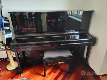 Yamaha U1H