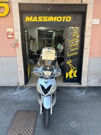 Suzuki SIXteen 150 fine 2008 - PERMUTE