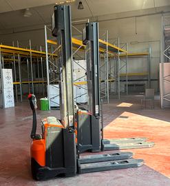Stoccatore - carrello elettrico