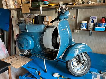 Vespa 125 Et3 blu jeans del 1976