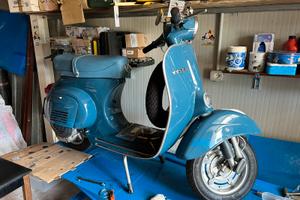 Vespa 125 Et3 blu jeans del 1976