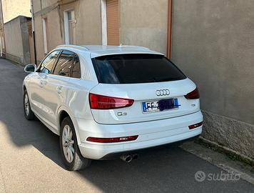 Audi Q3 2.0 TDI 120 CV  S TRONIC