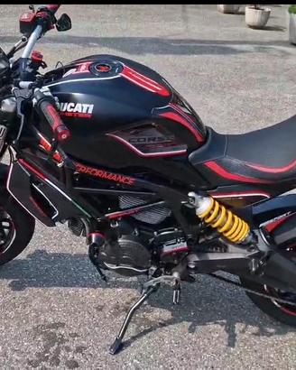 Ducati Monster 797+ 2018