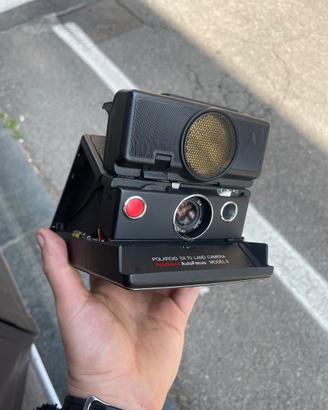Polaroid SX-70 Model 2 - Sonar Autofocus