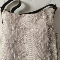 Borsa in vero pitone(non pelle stampata),nuova