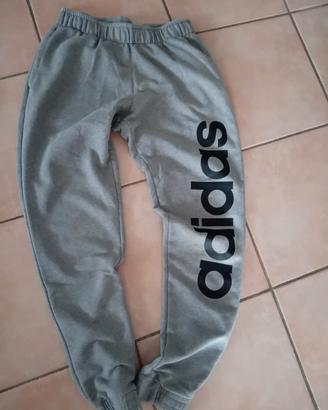 pantaloni adidas