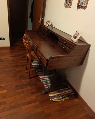 scrittoio legno massello. 