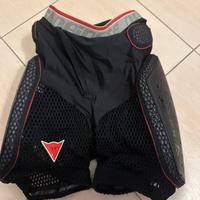 Pantaloncino protettivo sport Dainese