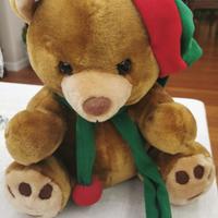 Peluche Orsacchiotto seduto con cappellino