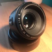 Canon EF 50mm 1.8 versione II - con paraluce