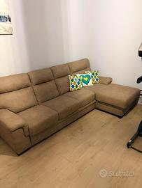 Divano letto con chaise longue poltrone e sofà