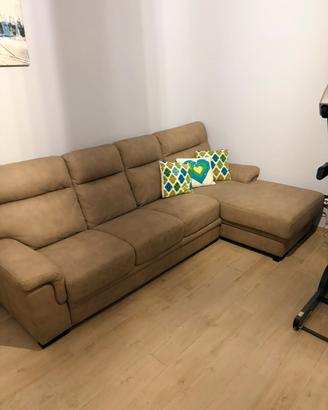 Divano letto con chaise longue poltrone e sofà