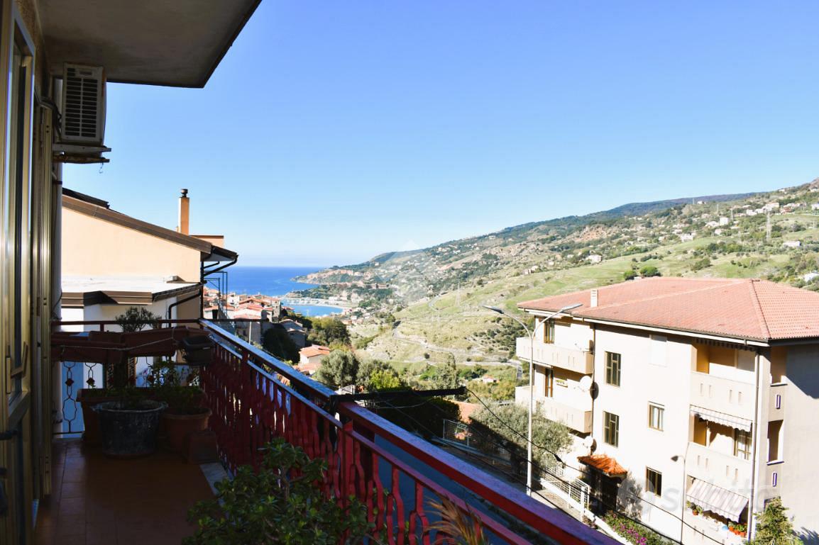 3 LOCALI A CETRARO - Vista 6
