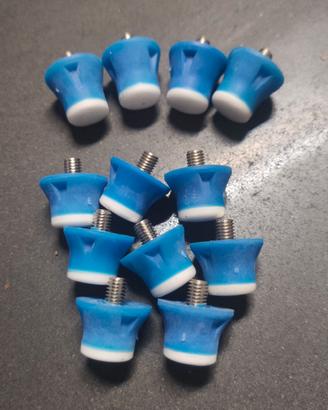 Tacchetti calcio in plastica e ceramica,set di 12