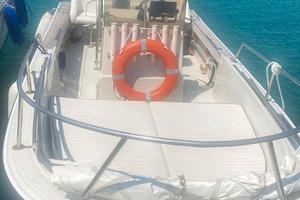 Boston Whaler Outrage 19