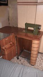 macchina da cucire con mobile Vigarelli