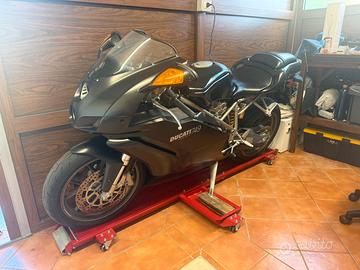 Ducati 749