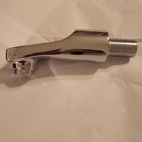 Due modelli Bocca erogazione acqua.