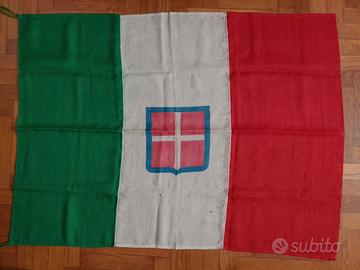 bandiera italiana savoia wwII divisa uniforme