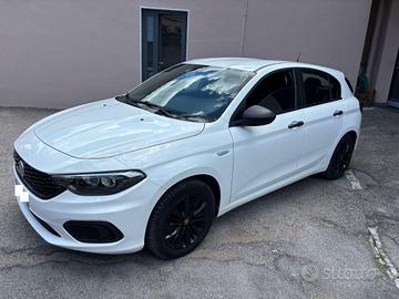 FIAT Tipo 1.3 Mjt S&S 5p. Street