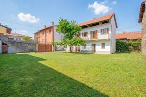 VARALLO POMBIA - CASA INDIPENDENTE BIFAMILIARE CON
