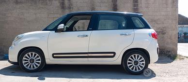 Auto  fiat500l (2016