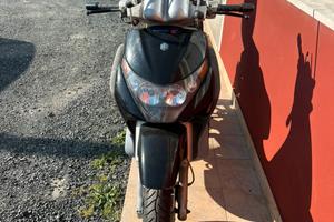 Beverly 200