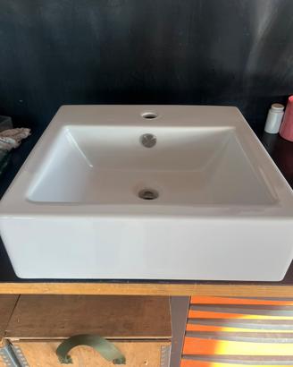 Lavandino . Lavabo da bagno