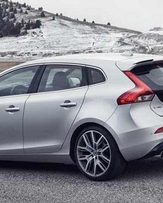 Volvo v40 v60 v90 xc40 xc90 ricambi disponibili