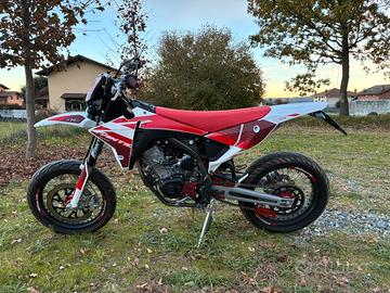 MOTO FANTIC XMF 125 4 TEMPI