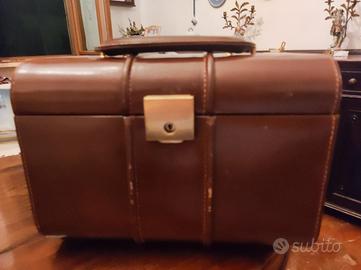 beauty case in pelle mis.25x18
