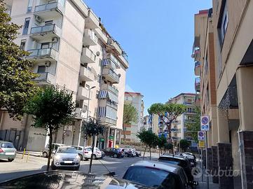 NEGOZIO A SAN GIORGIO A CREMANO