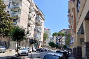 NEGOZIO A SAN GIORGIO A CREMANO
