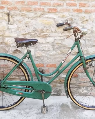 Bici da donna anni 40 con freni a bacchetta