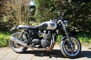 Triumph Bonneville 2014 - Custom Cafe Racer