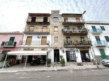 5 LOCALI A PALERMO