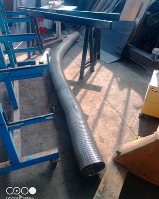 Tubo flessibile in acciaio inox 
