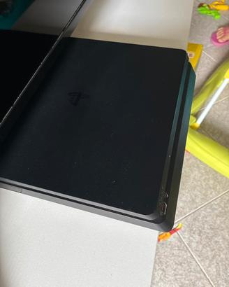 Ps4 slim 1 tr