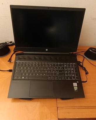 HP Laptop 16,1 eccellente stato, usato pochissimo 