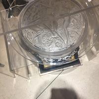 Piatto in cristallo Lalique con rappresentazione