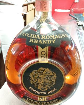 Due litri anni 70 Vecchia Romagna Etichetta Nera