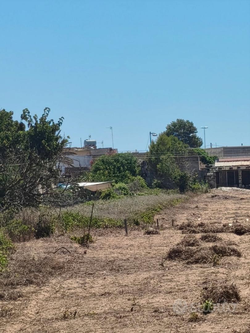 Tre Fontane rustico + 1600mq di terreno agricolo - Vista 4