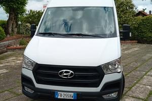 Hyundai h 350