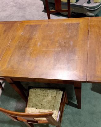 Tavolo allungabile in legno massello vintage + 4 s