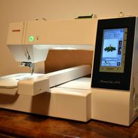 Macchina da ricamo Janome Memory Craft 500-E