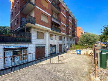 NEGOZIO A BRESCIA