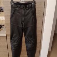 pantalone da moto in pelle