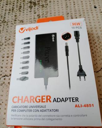 caricabatteria universale per pc da 12V a 24V)