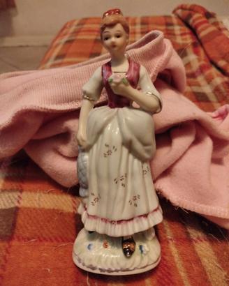 Statuetta porcellana