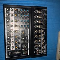 Mixer audio mackie mix12fx